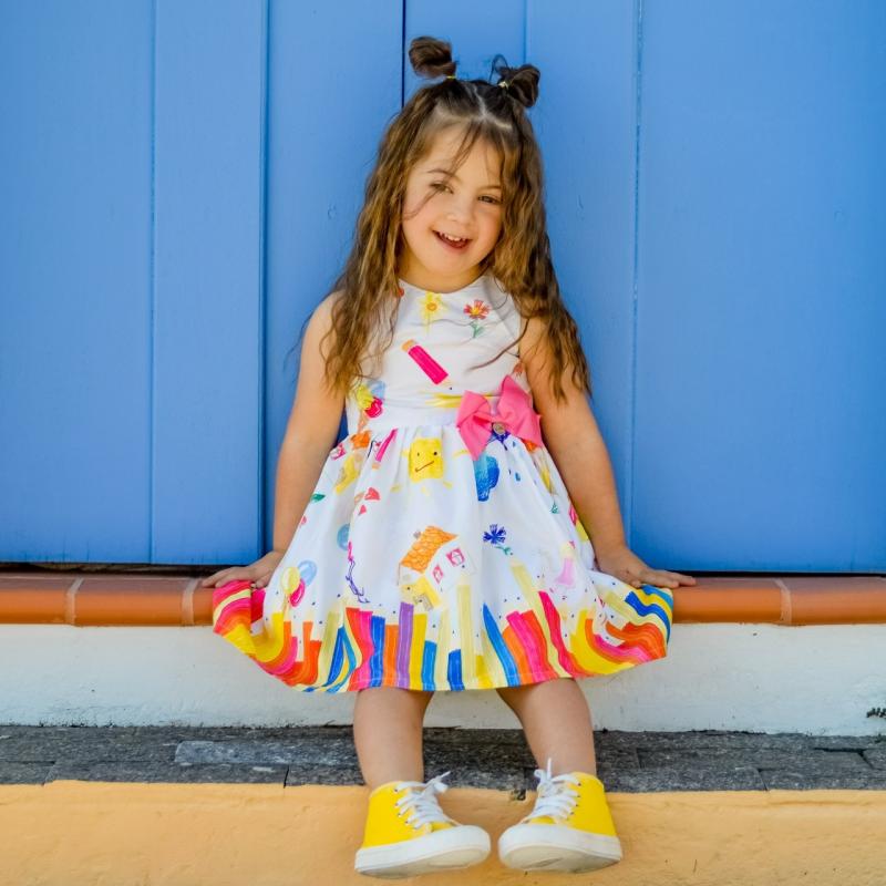 Com síndrome de down, Júlia Müller, compartilha sua jornada nas redes sociais