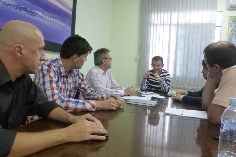 Secretaria do Continente garante apoio para evento a favor do pequeno empreendedor
