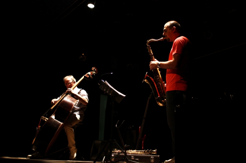 Show na Escola Livre de Música abre semestre 