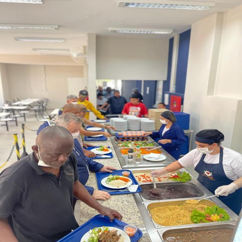 Restaurante Popular: pessoas com renda zero são maioria entre usuários
