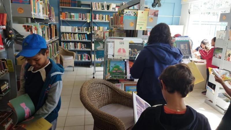 Barquinha Biruta: espaço de empréstimo e troca de livros