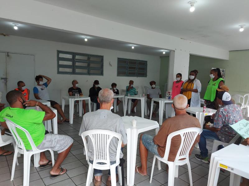 PMF promove roda de conversa e café para acolhidos na Passarela 