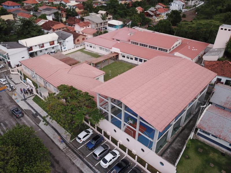 Escola Municipal de Florianópolis é inaugurada na Lagoa