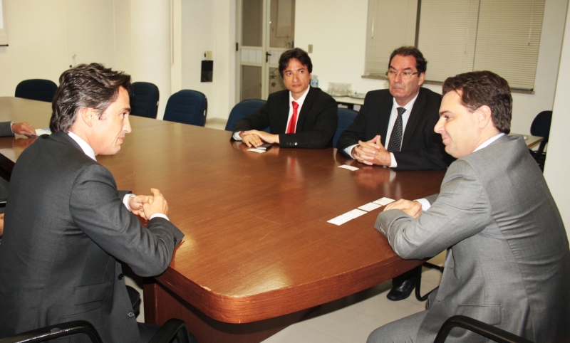 Prefeito Recebe visita do Cônsul-Geral da França