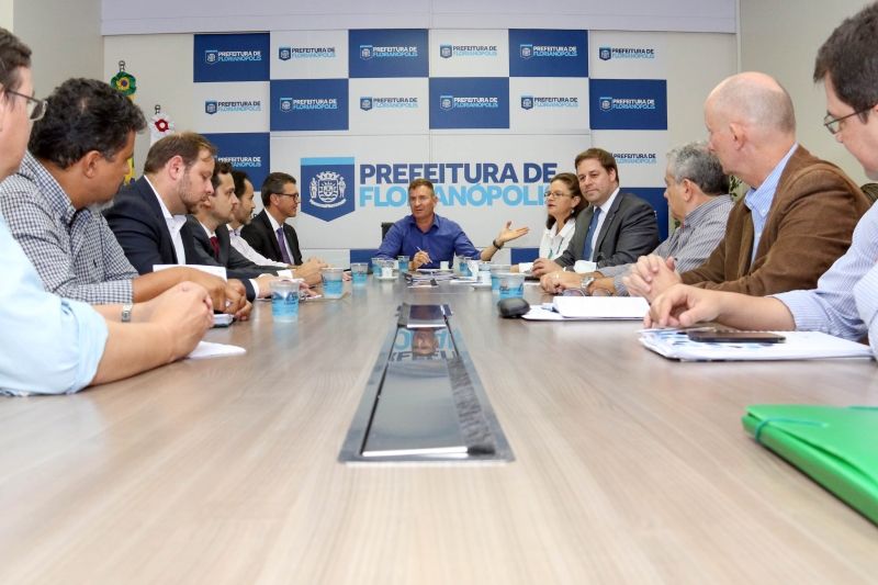 Nova concessionária do Aeroporto terá empresa na cidade em um mês