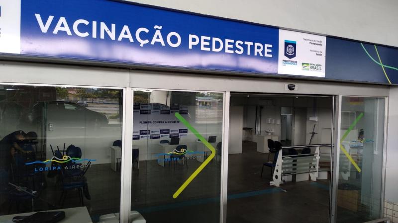 Prefeitura inaugura novo ponto de vacinação para pedestres no antigo Aeroporto