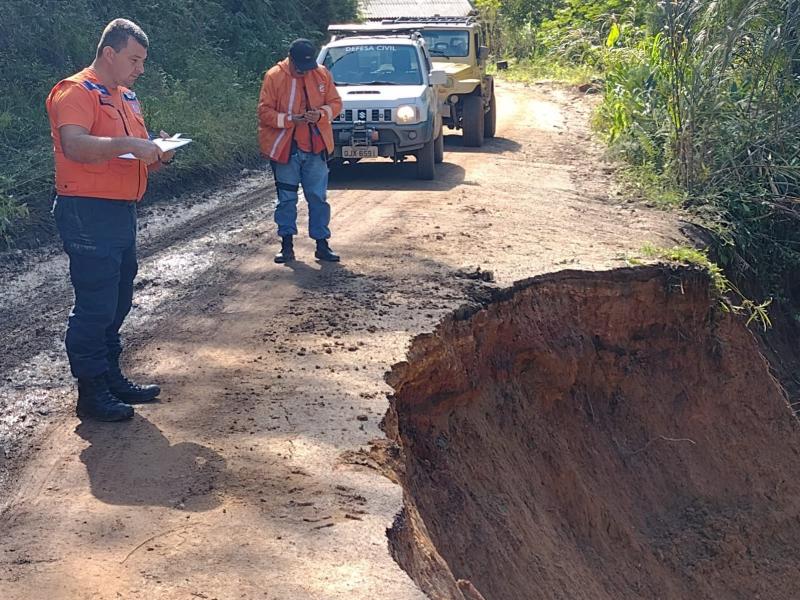 Defesa Civil de Florianópolis presta apoio ao município de Anitápolis por conta dos estragos causados pela chuva
