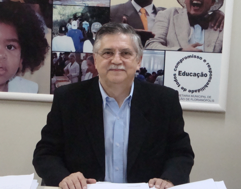 Rodolfo Pinto da Luz deixa Fundação Franklin Cascaes e Secretaria de Educação
