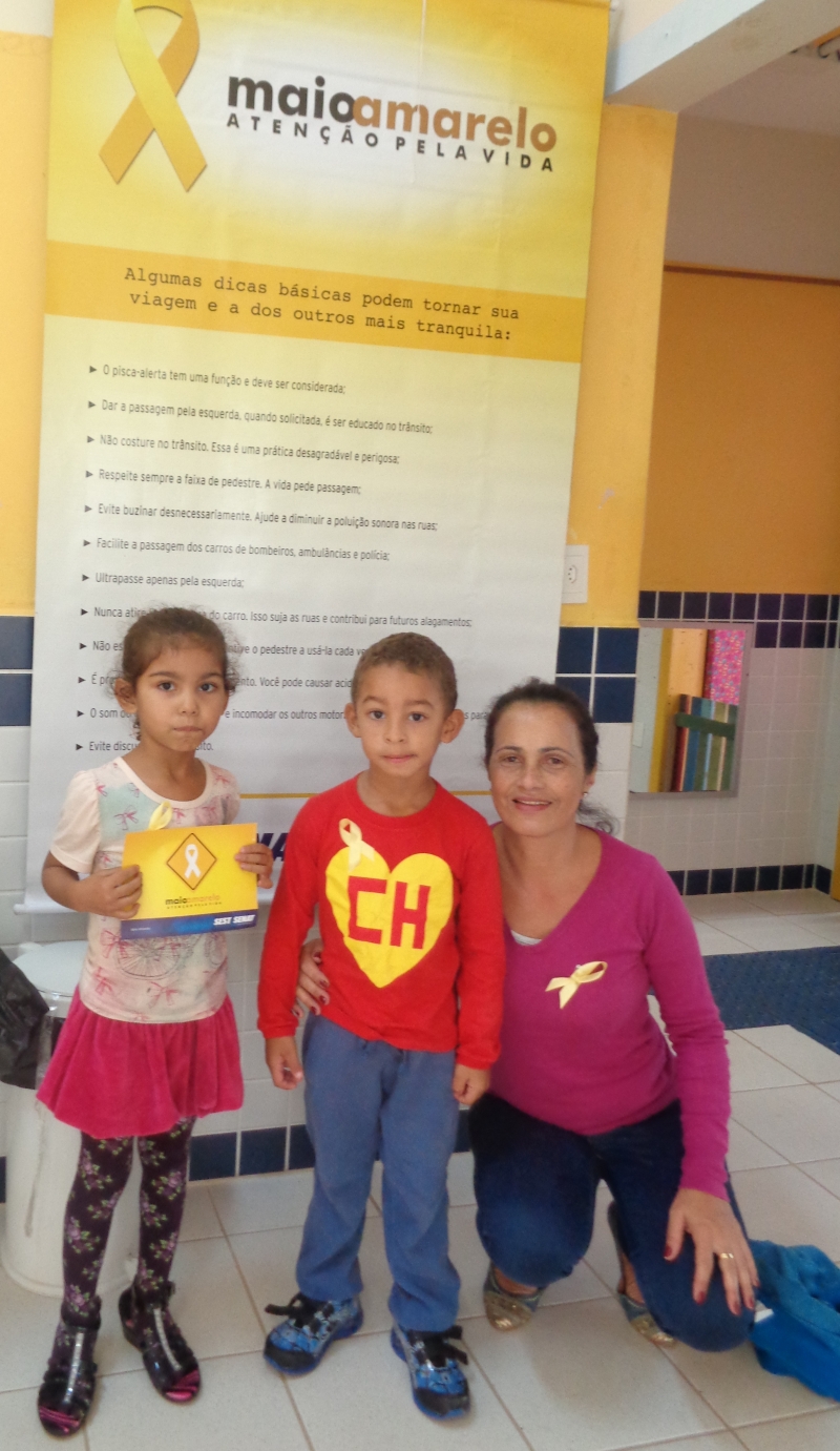 Creche Anna Spyrios promove campanha ‘Maio Amarelo’