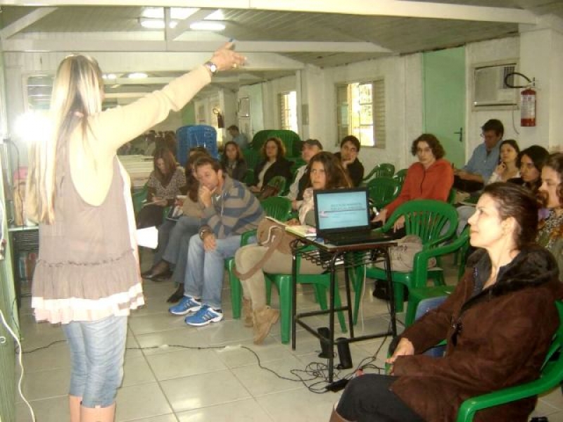 Curso de Capacitação em Educação Ambiental iniciou nesta segunda-feira