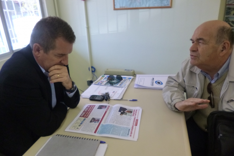 Secretário do Continente fala sobre terminais de ônibus no Continente ao jornal O Comunitário