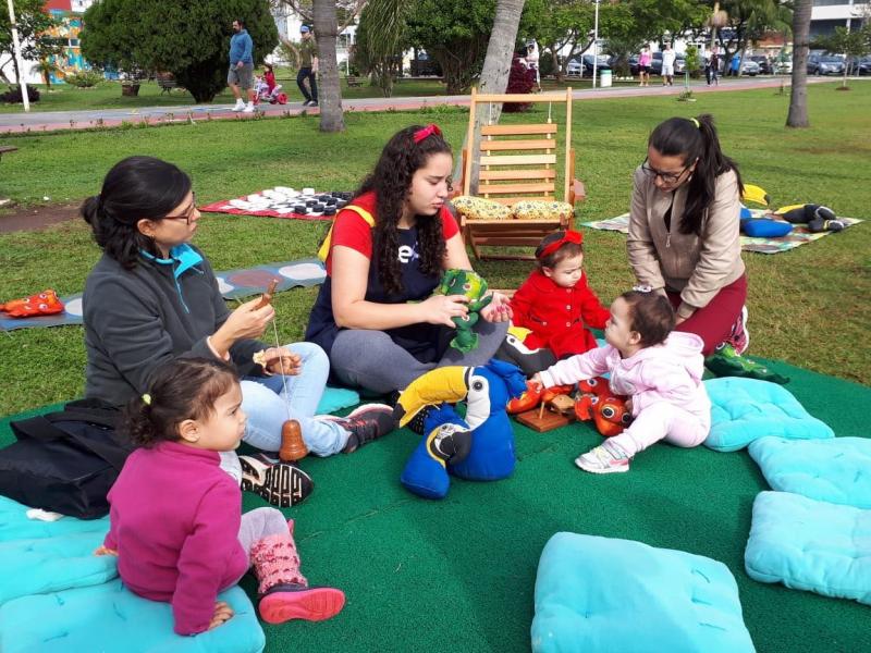 Hora do Mamaço reúne a família no Parque de Coqueiros