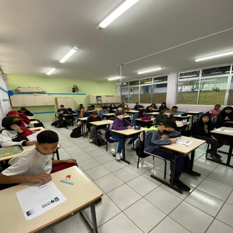 Educação abre processo para substitutos