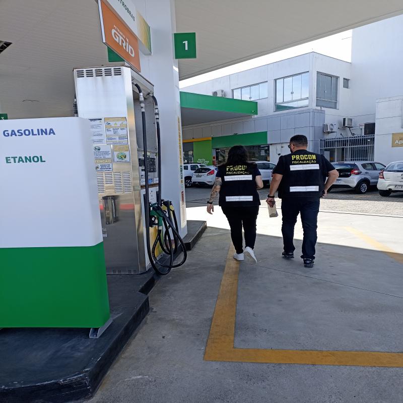 Procon de Florianópolis notifica sindicato após alta no preço médio dos combustíveis sem aviso prévio