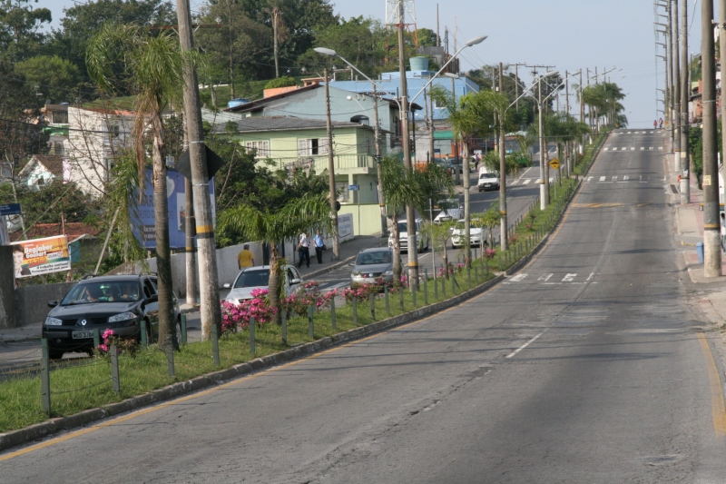 Prefeitura recebe R$ 20 mi do Badesc para obras