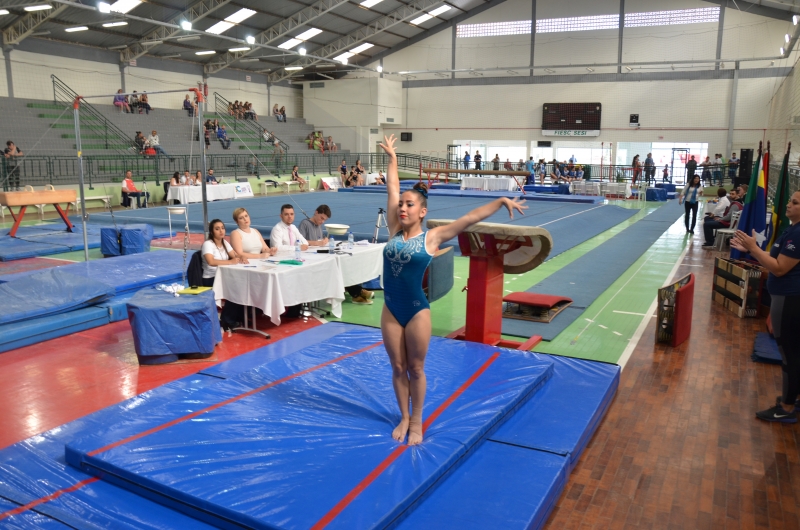 Florianópolis chega a 13 medalhas no 4º dia dos Jasc