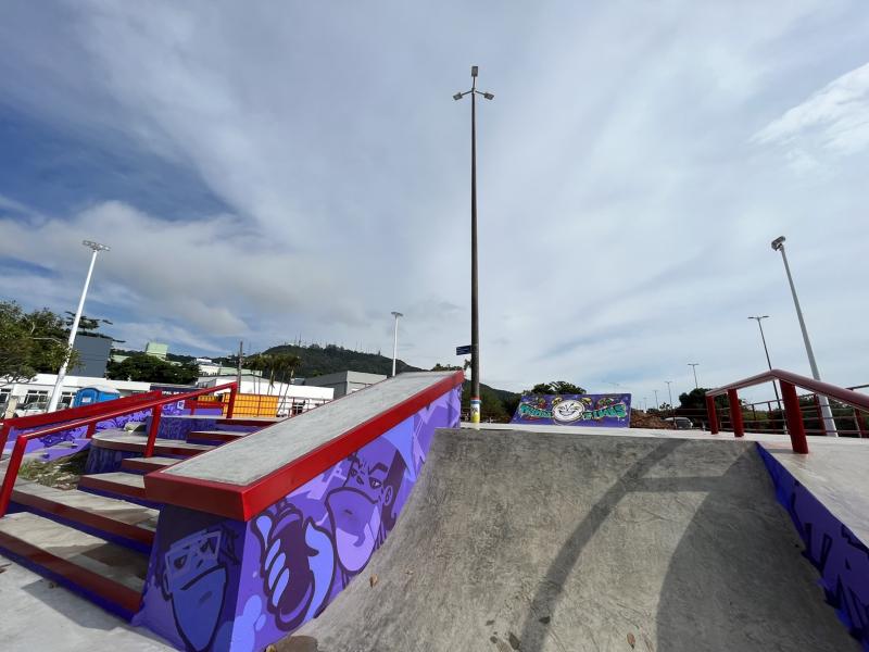 Prefeitura de Florianópolis inaugura a maior pista de skate street de Santa Catarina