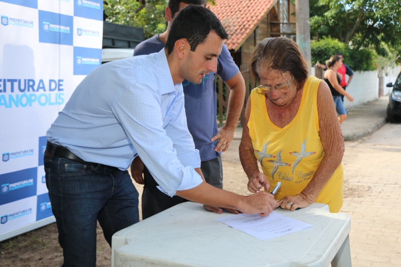 Ruas recebem Ordem de Serviço