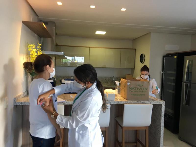 Cadastramentos para vacinação de gripe em condomínio encerraram nesta terça-feira