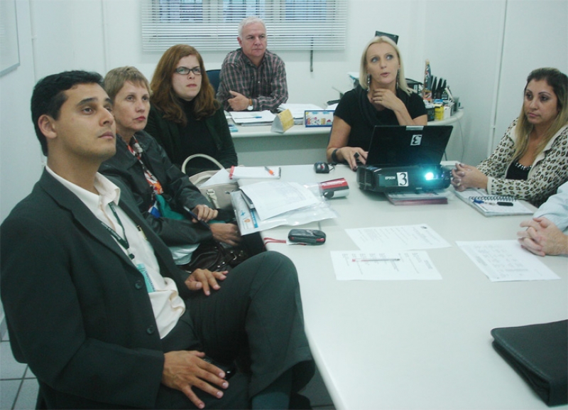 Diretora do Ministério da Saúde veio conhecer o Sistema de Informação de Florianópolis