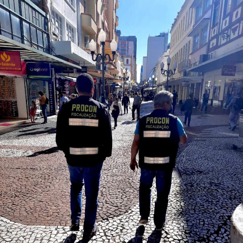 Procon orienta sobre compras de última hora para o Dia das Mães