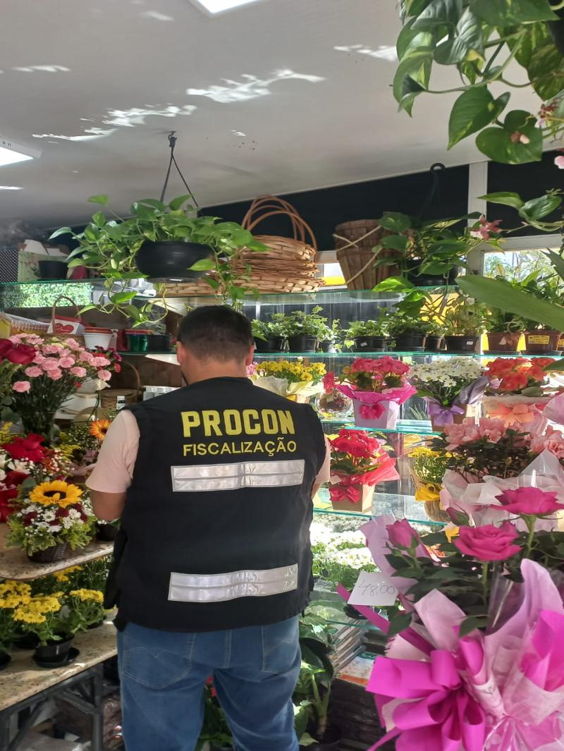 Procon de Florianópolis divulga pesquisa de preços para o Dia das Mães