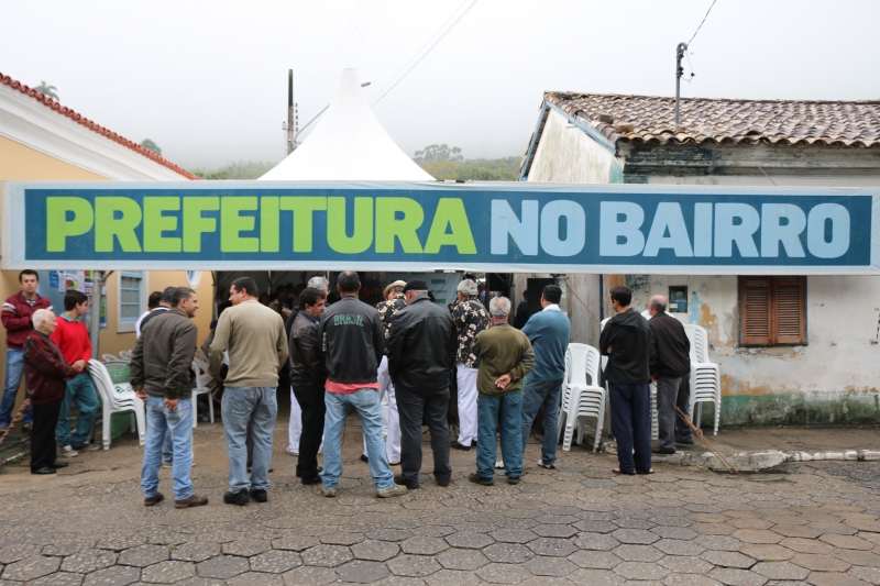 Prefeitura no Bairro ouve o Ribeirão da Ilha