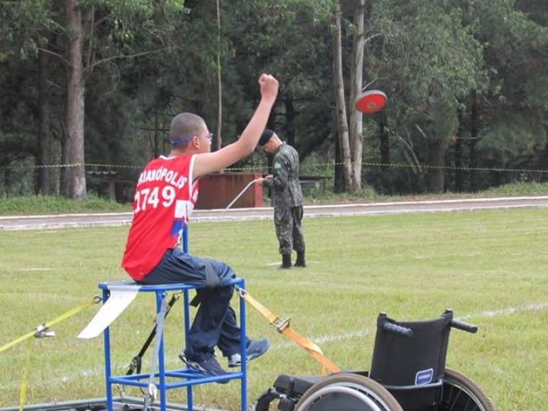 Parajasc premia portador de paralisia cerebral