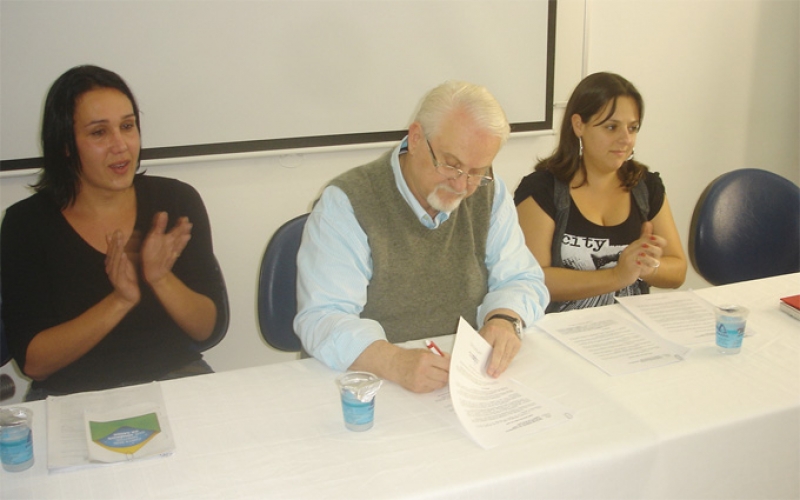 Unidades de Saúde da capital adotarão o nome social