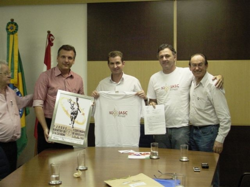 Florianópolis homenageada nos Jasc