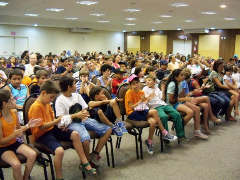 II Show de Talentos reúne 900 crianças e adolescentes 