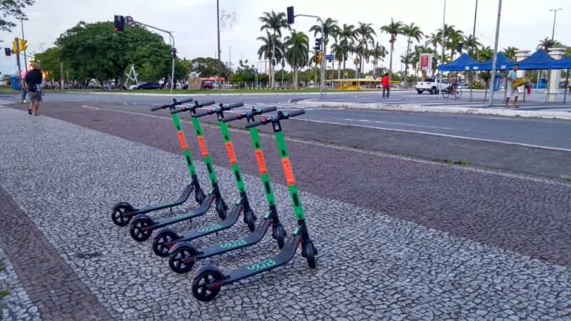 Sistema compartilhado de patinetes elétricos inicia em Florianópolis