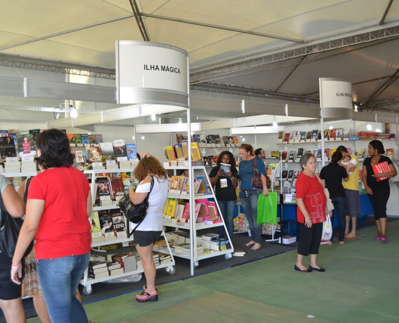 Fundação Franklin Cascaes na 5ª Feira Catarinense do Livro