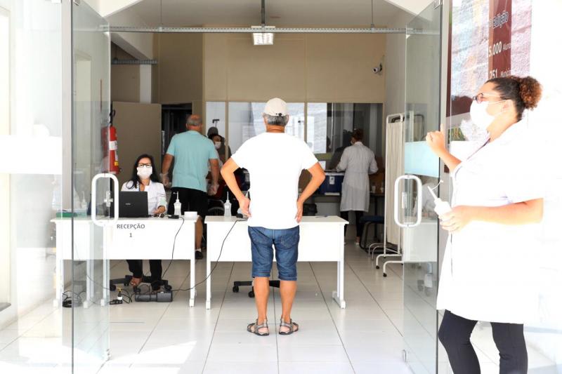 Alterações em pontos de vacinação no continente e sul da Ilha 