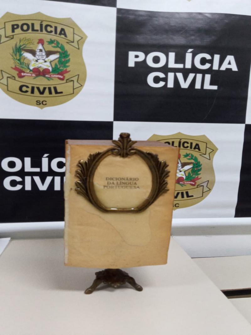 Obra de arte é recuperada após furto em galeria