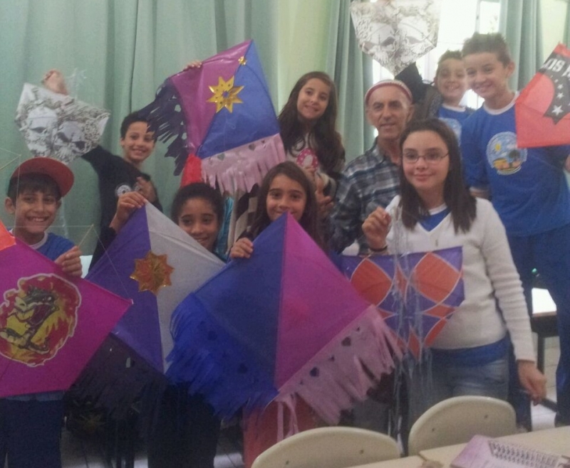 Alunos são orientados sobre os perigos do cerol