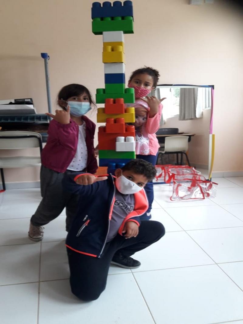EBM Henrique Veras utiliza brinquedo como ferramenta de alfabetização