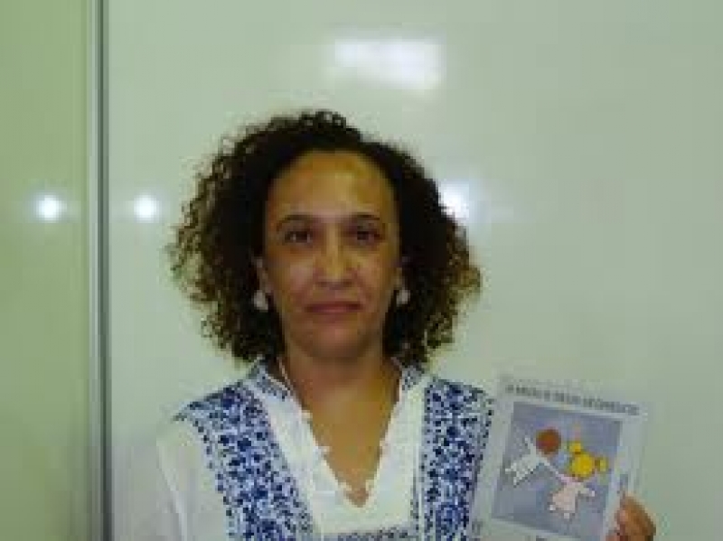 Clube da Leitura recebe escritoras catarinenses