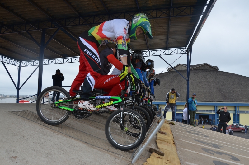 Florianópolis conquista 19 medalhas nos Jasc nesta 4ª feira