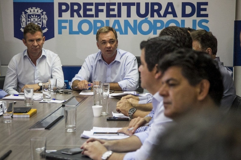 Definidas datas para pagamento de salários de dezembro