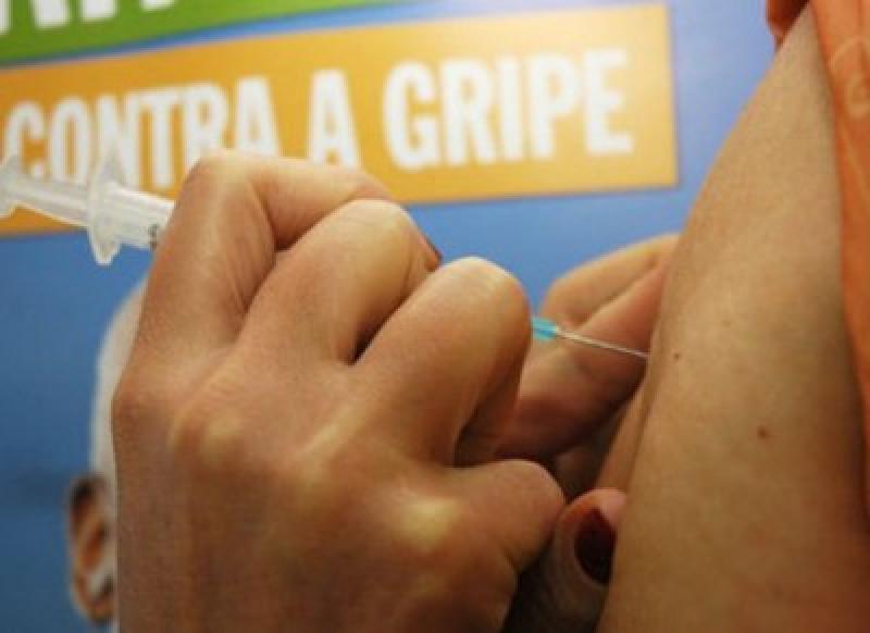 Vacina da gripe já está disponível para crianças e grávidas