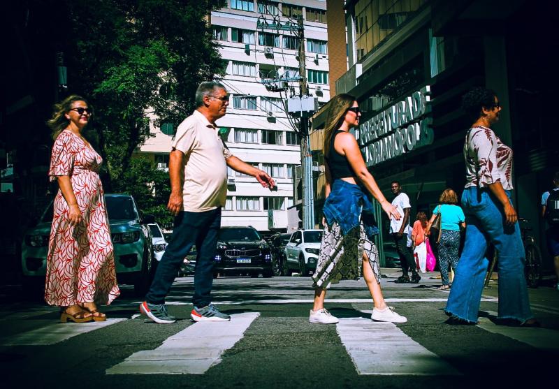 Funcionários soltam a voz no Festival Escolar da Canção