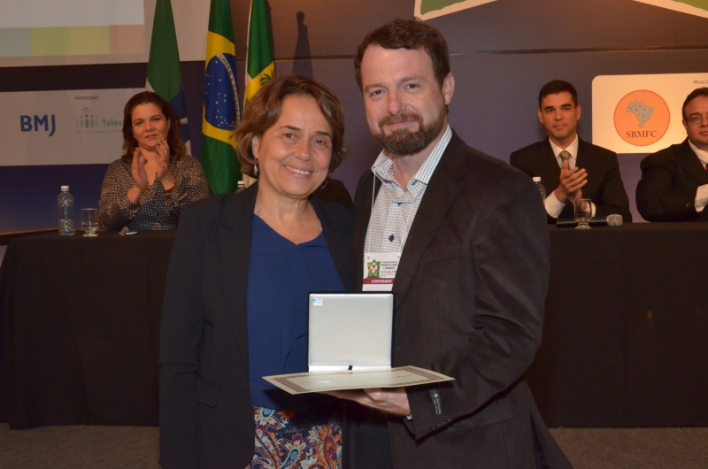 Florianópolis homenageada em congresso de saúde