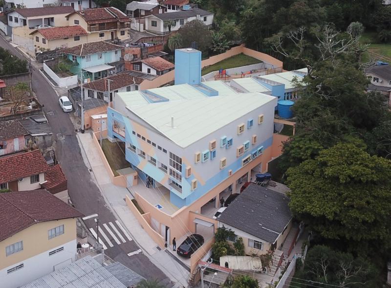 Com novo Neim, autoestima da comunidade do Morro do Céu se eleva