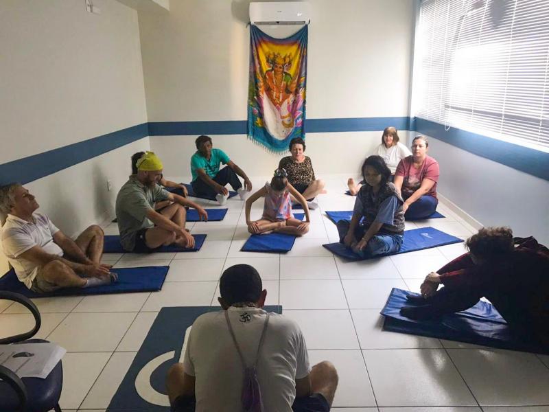 CS Pantanal oferece grupos de yoga à comunidade