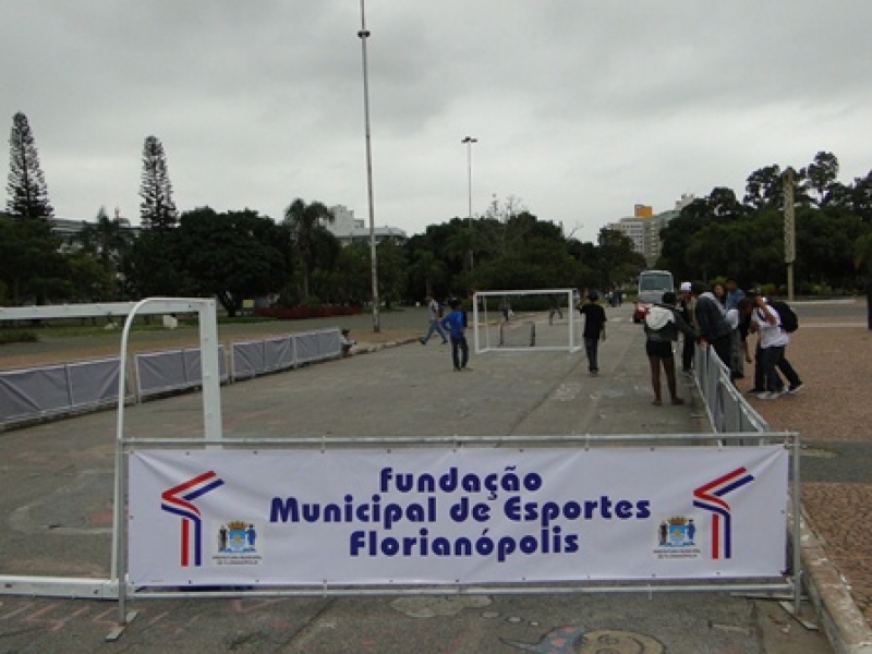 Regulamento disponível para as escolas que irão participar da OLESF 2012.