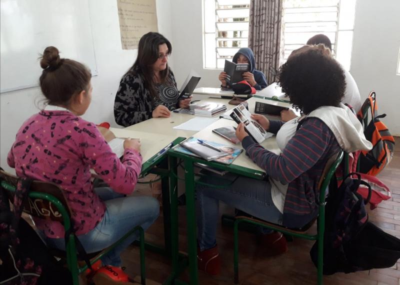 RELATO DE PROFESSORA DA ESCOLA PEDRO PAQUES AO TRABALHAR A CARTILHA DE COMBATE AO RACISMO DA COPPIR