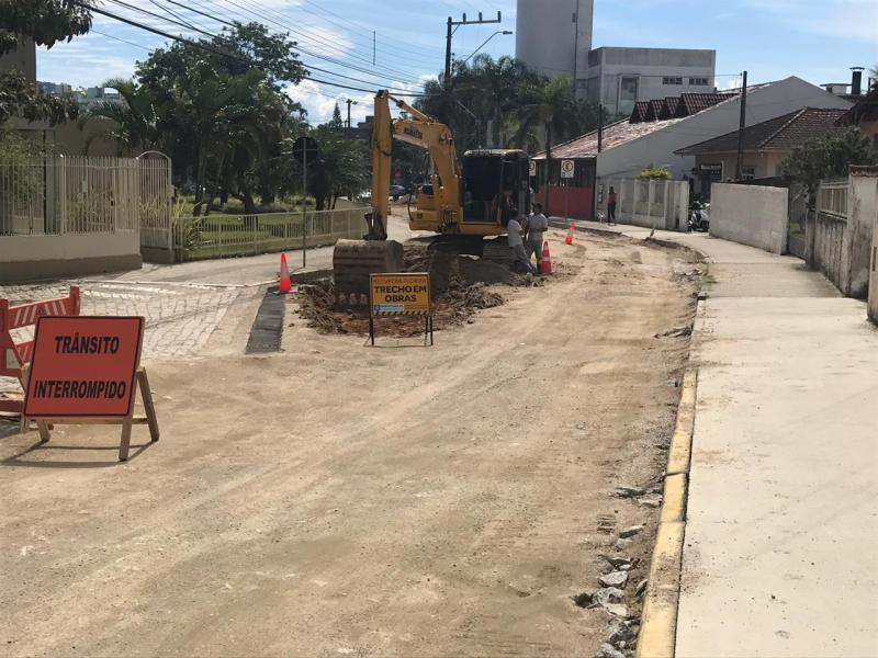SMTAC visita obras em ruas do município