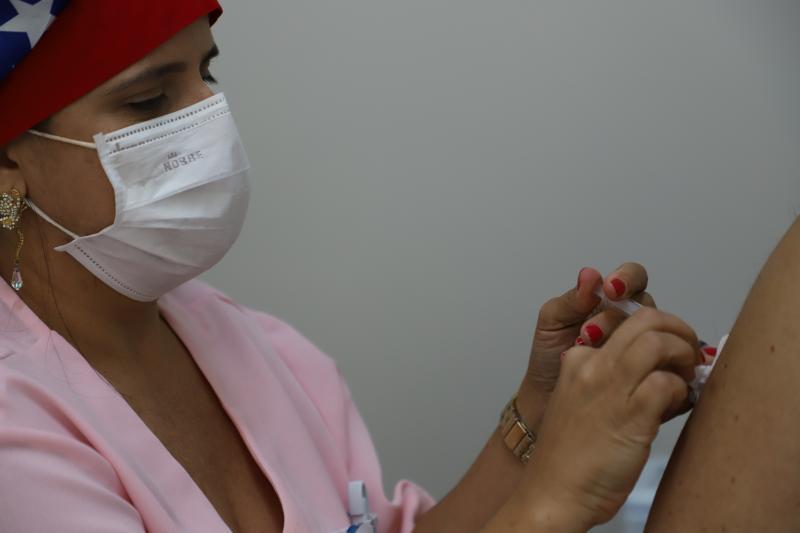 Secretaria de Saúde amplia público para vacinação com a Bivalente