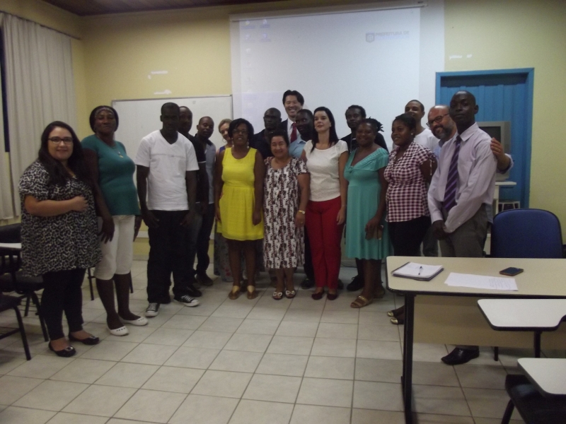 SME dará aulas de português para haitianos